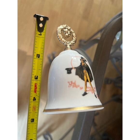 Vintage 1981 Gorham Fine China Norman Rockwell Bell A Christmas Carol Tiny Tim - Picture 5 of 5